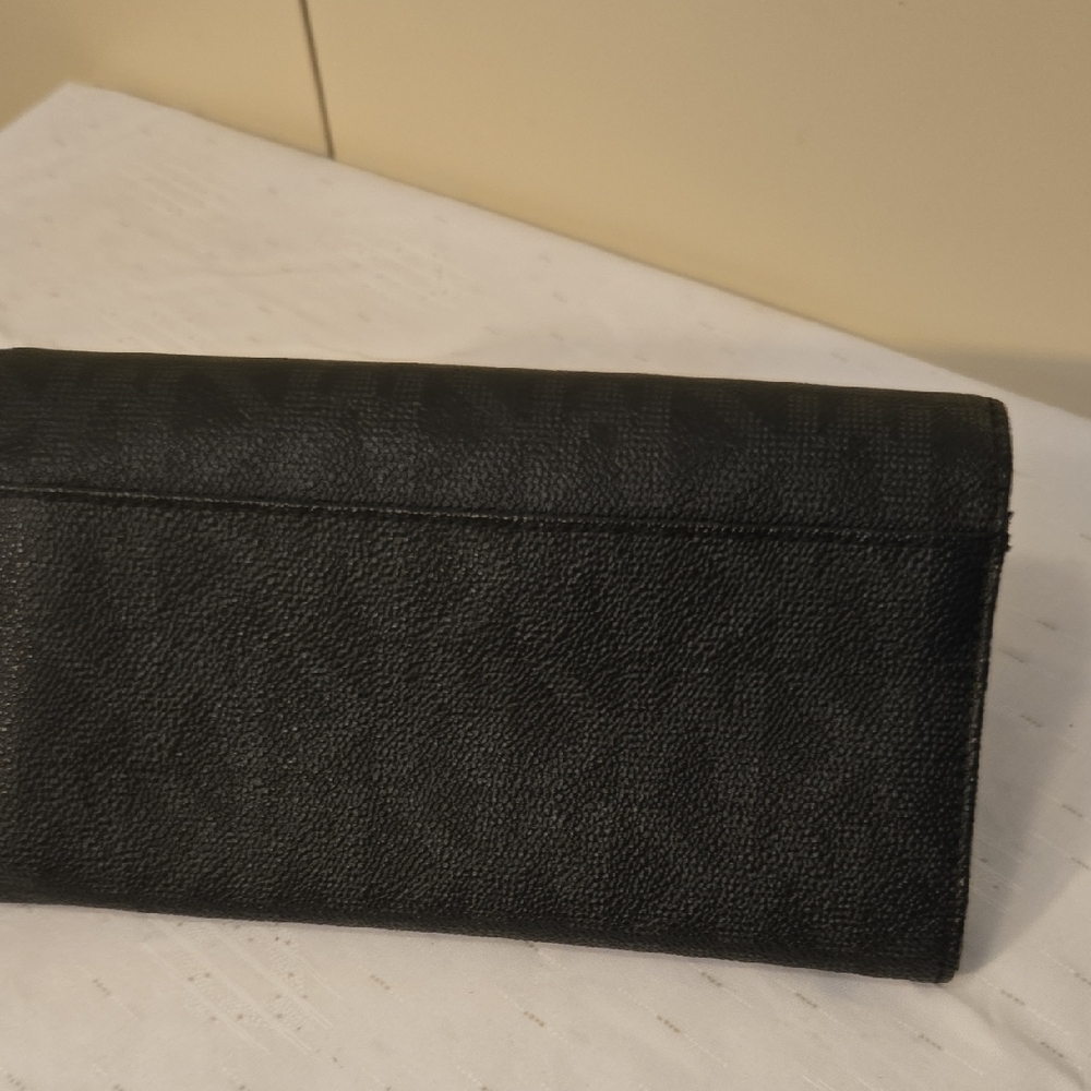 Michael Kors Black Textured Wallet - Picture 7 of 11